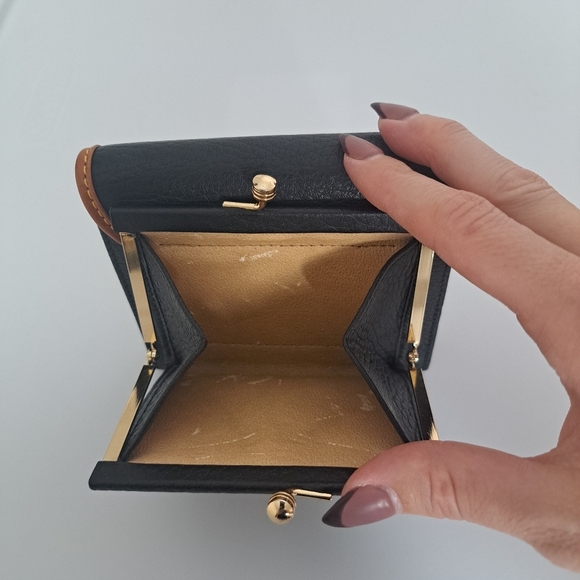 Dooney&Bourke Allweather Trifold Kiss Lock Wallet Navy - Picture 6 of 6